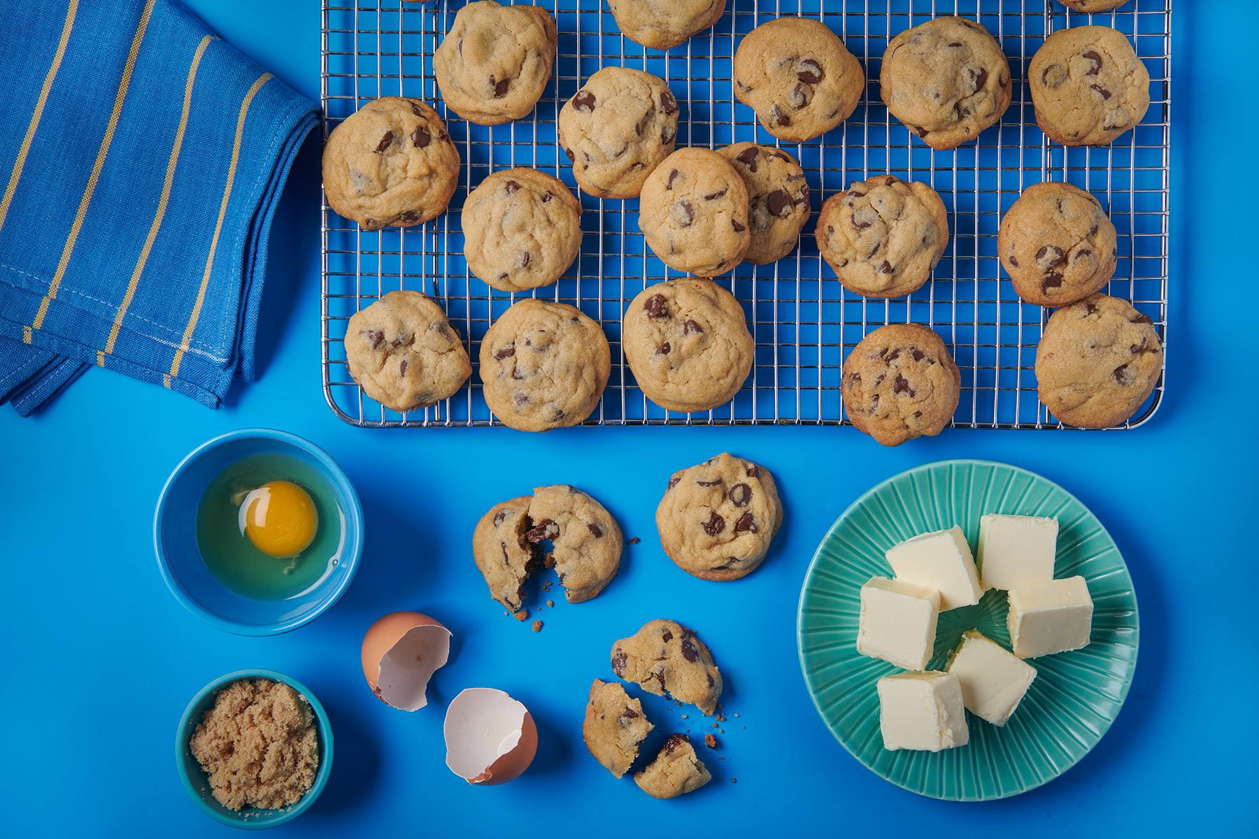 Delicious One-Bowl Chocolate Chip Cookies